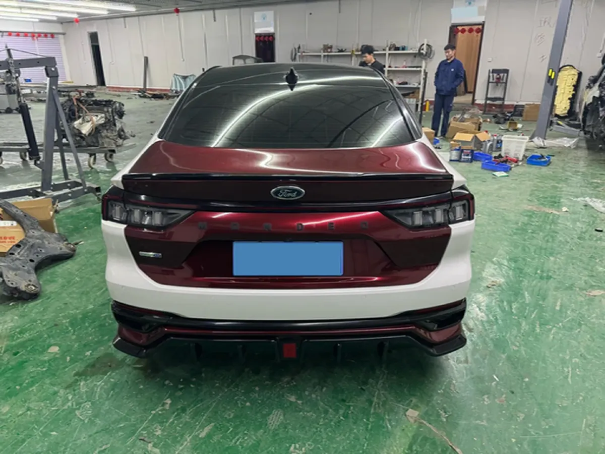 2022 Ford Mondeo 2.0T 238HP L4 8AT,autocango,china used car exporter,china ev exporter,chinese used car exporter,chinese used ev exporter
