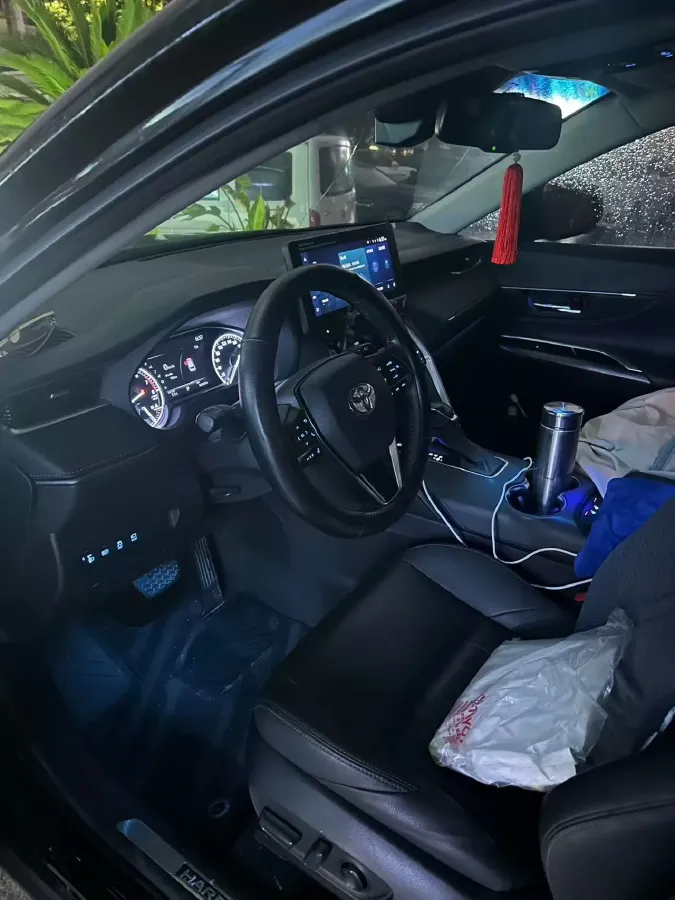 2022 Toyota Harrier 2.0L 171HP L4 CVT,autocango,china used car exporter,china ev exporter,chinese used car exporter,chinese used ev exporter