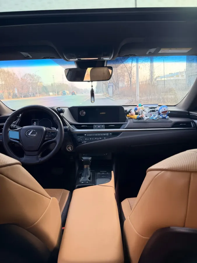 2018 Lexus ES 2.0L 167HP L4 6AT,autocango,china used car exporter,china ev exporter,chinese used car exporter,chinese used ev exporter