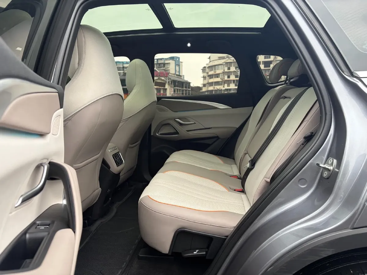 2024 BYD Song Pro 1.5L 110HP L4 E-CVT PHEV 18.3KWH,autocango,china used car exporter,china ev exporter,chinese used car exporter,chinese used ev exporter