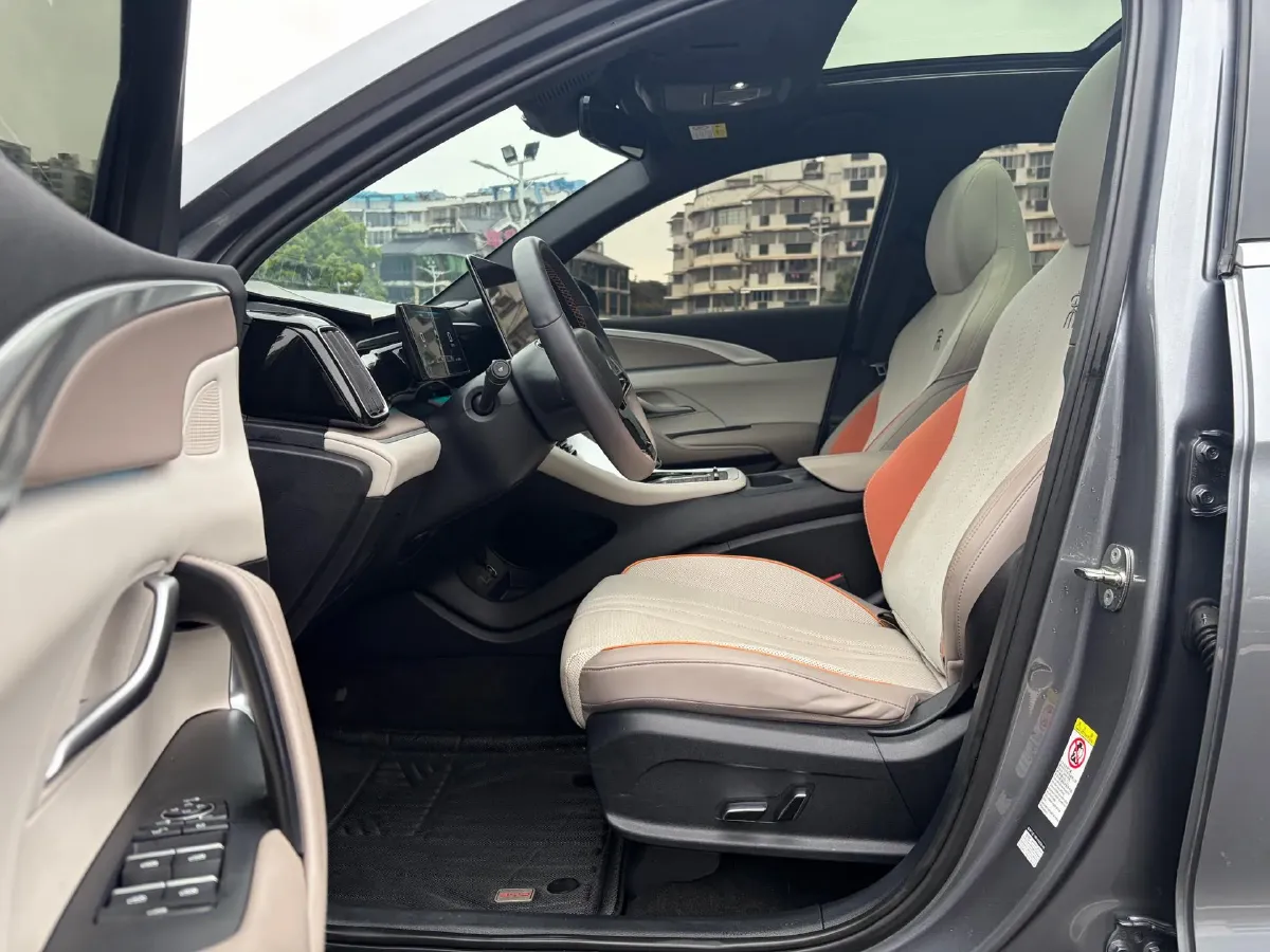 2024 BYD Song Pro 1.5L 110HP L4 E-CVT PHEV 18.3KWH,autocango,china used car exporter,china ev exporter,chinese used car exporter,chinese used ev exporter