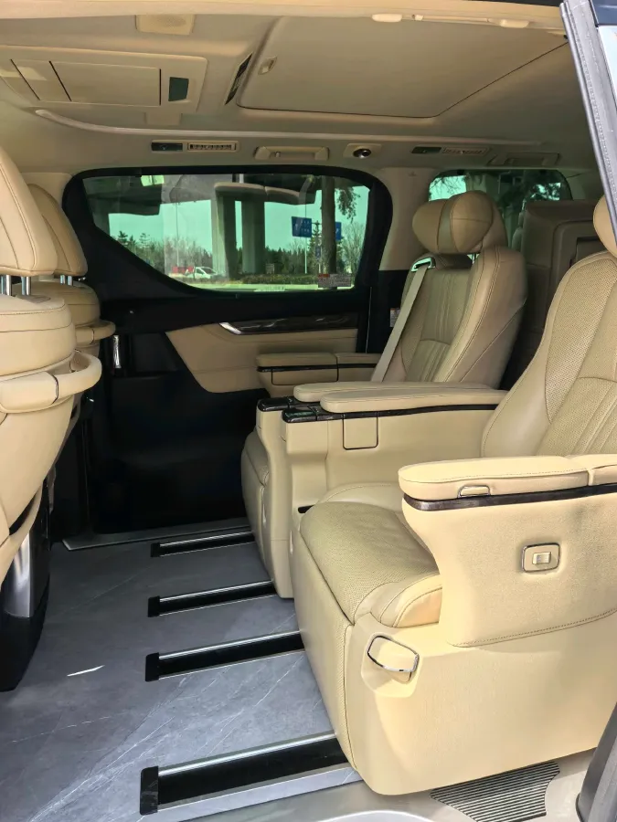 2019 Toyota Alphard 2.5L 117HP L4 E-CVT Hybrid,autocango,china used car exporter,china ev exporter,chinese used car exporter,chinese used ev exporter