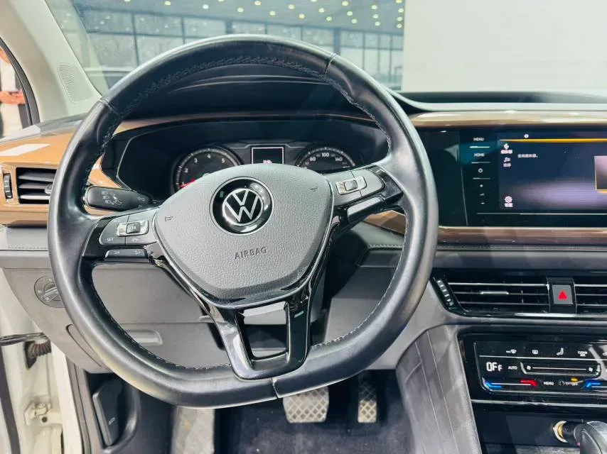 2021 Volkswagen Tharu 1.4T 150HP L4 7DCT,autocango,china used car exporter,china ev exporter,chinese used car exporter,chinese used ev exporter