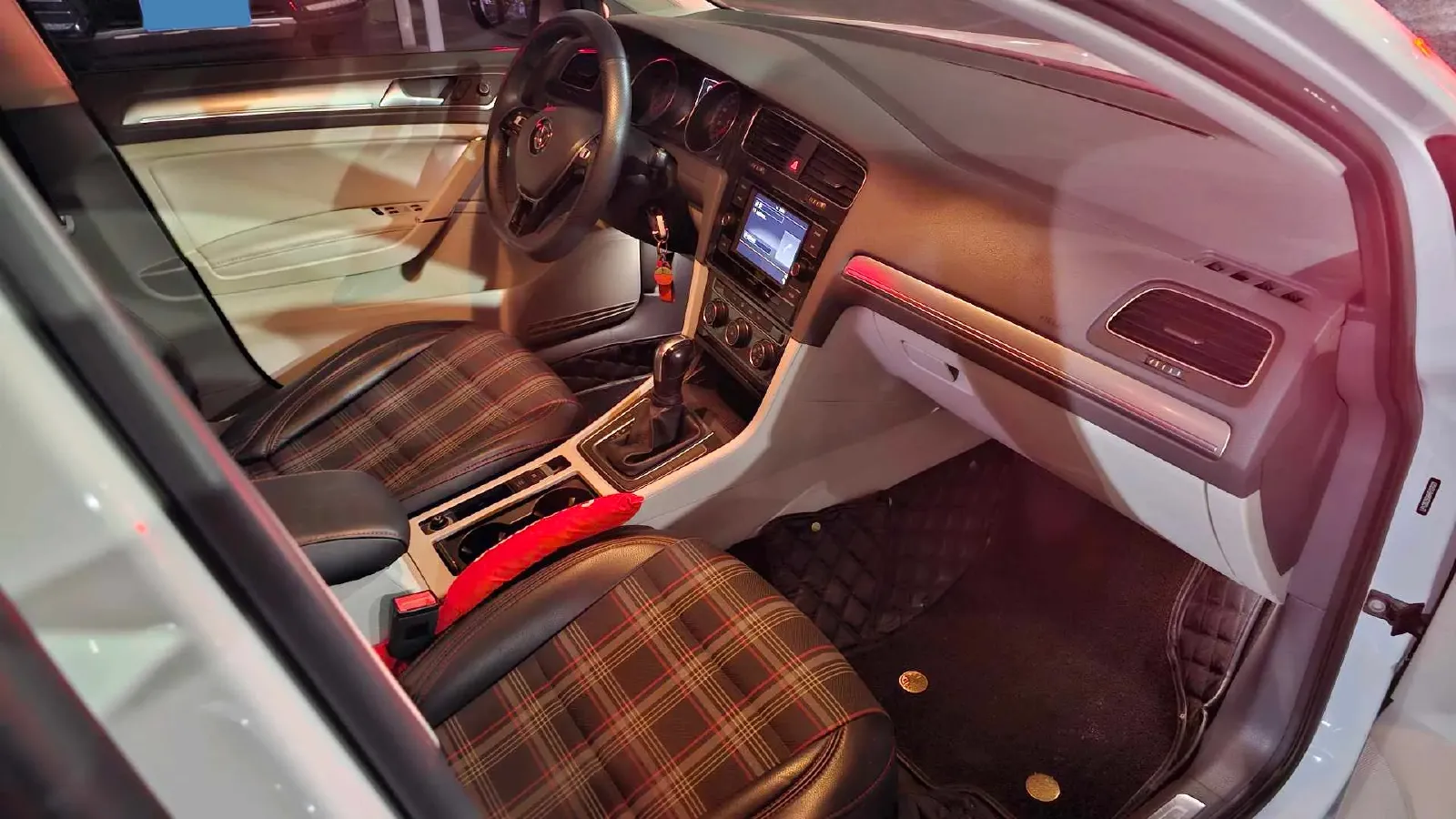 2018 Volkswagen Golf 1.4T 131HP L4 7DCT,autocango,china used car exporter,china ev exporter,chinese used car exporter,chinese used ev exporter