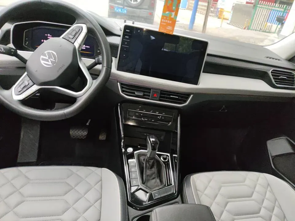 2023 Volkswagen Tayron 2.0T 186HP L4 7DCT,autocango,china used car exporter,china ev exporter,chinese used car exporter,chinese used ev exporter