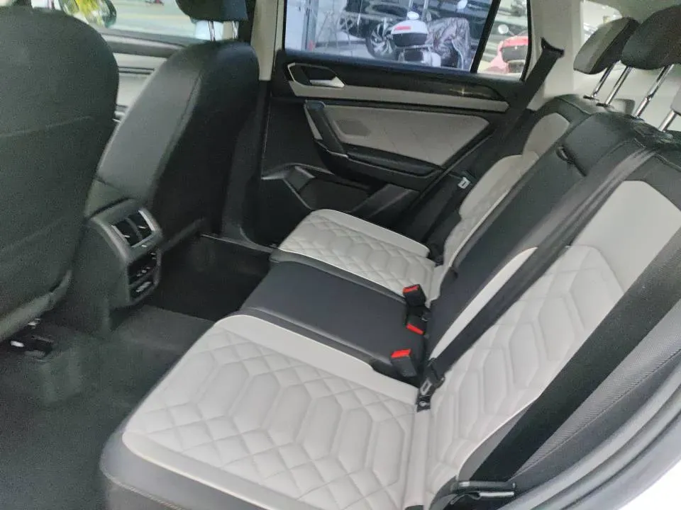 2023 Volkswagen Tayron 2.0T 186HP L4 7DCT,autocango,china used car exporter,china ev exporter,chinese used car exporter,chinese used ev exporter