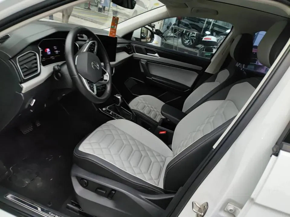 2023 Volkswagen Tayron 2.0T 186HP L4 7DCT,autocango,china used car exporter,china ev exporter,chinese used car exporter,chinese used ev exporter