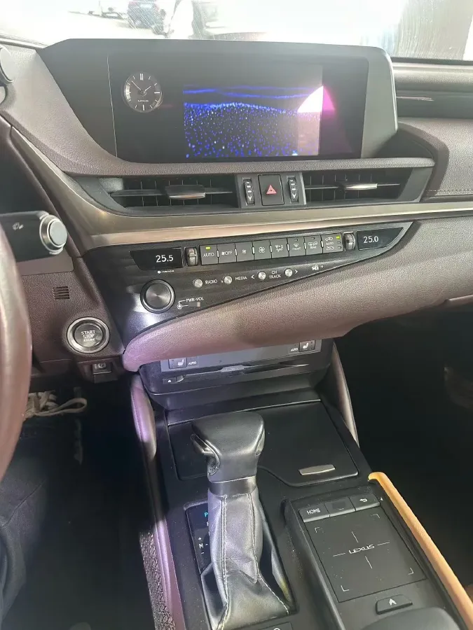 2020 Lexus ES 2.0L 173HP L4 CVT,autocango,china used car exporter,china ev exporter,chinese used car exporter,chinese used ev exporter