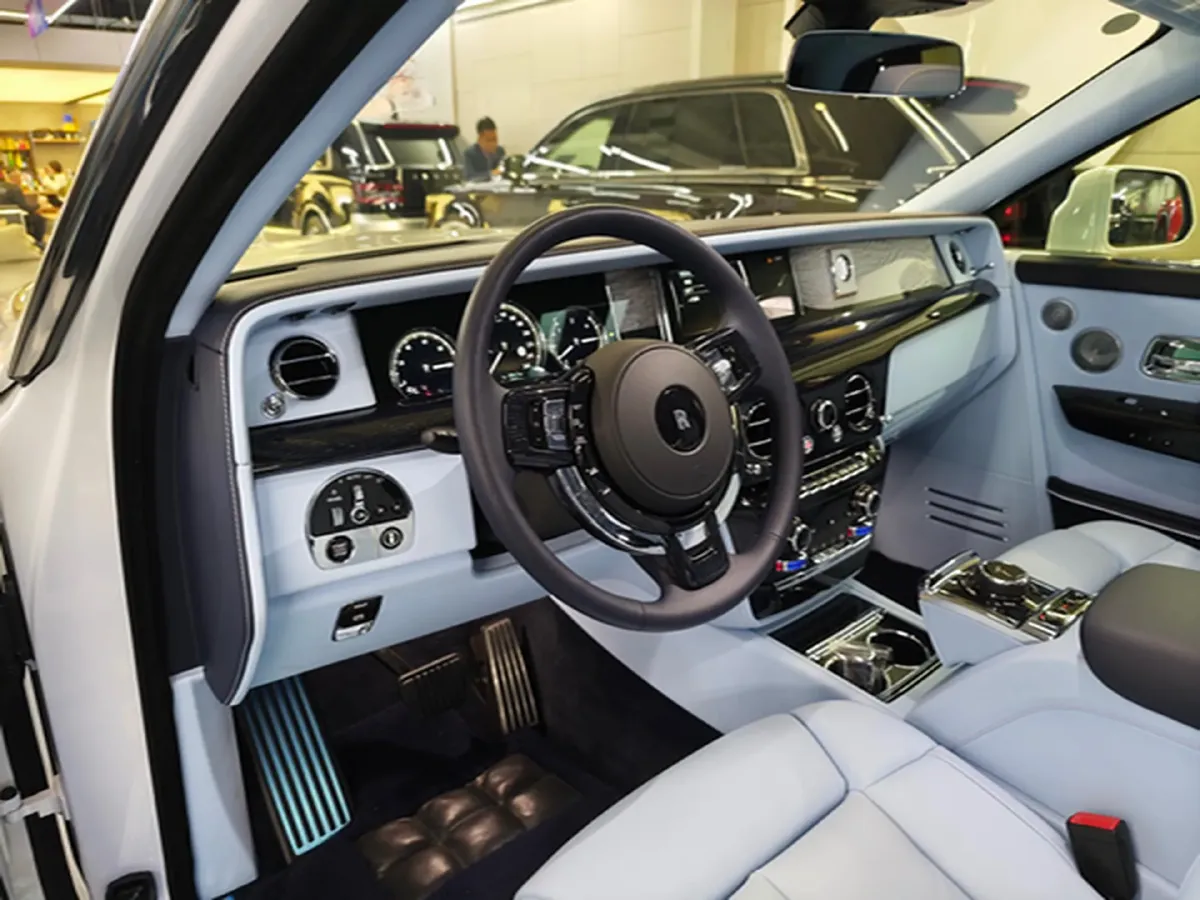 2021 Rolls-Royce Ghost 6.7T 571HP V12 8AT,autocango,china used car exporter,china ev exporter,chinese used car exporter,chinese used ev exporter