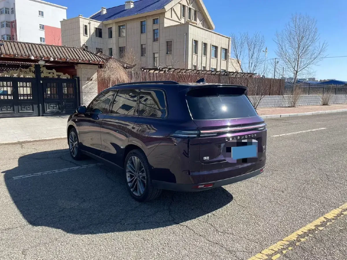 2024 Leapmotor C16 1.5L 95HP L4 REEV 28.4KWH,autocango,china used car exporter,china ev exporter,chinese used car exporter,chinese used ev exporter