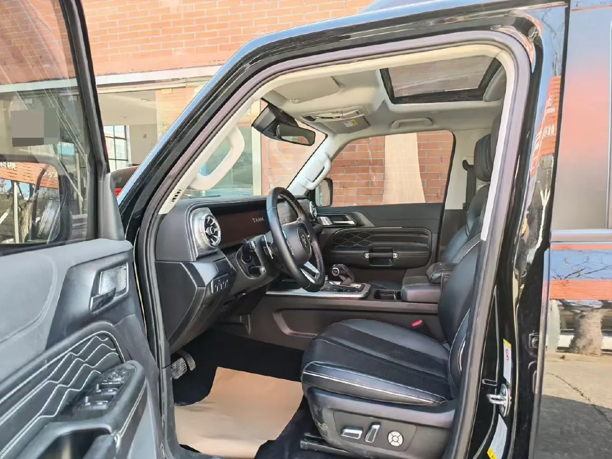 2023 Tank 300 2.0T 227HP L4 8AT,autocango,china used car exporter,china ev exporter,chinese used car exporter,chinese used ev exporter