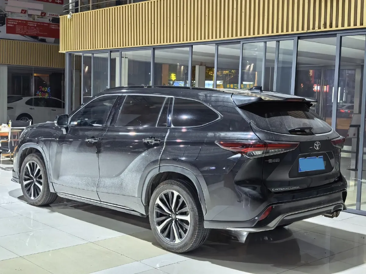 2022 Toyota Crown Kluger 2.0T 248HP L4 8AT,autocango,china used car exporter,china ev exporter,chinese used car exporter,chinese used ev exporter