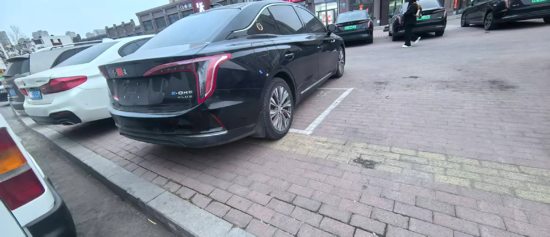 2024 HongQi E-QM5 BEV 72KWH,autocango,china used car exporter,china ev exporter,chinese used car exporter,chinese used ev exporter