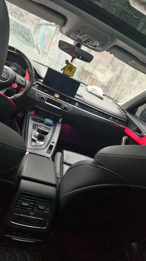 2020 Audi A4L 2.0T 190HP L4 7DCT,autocango,china used car exporter,china ev exporter,chinese used car exporter,chinese used ev exporter