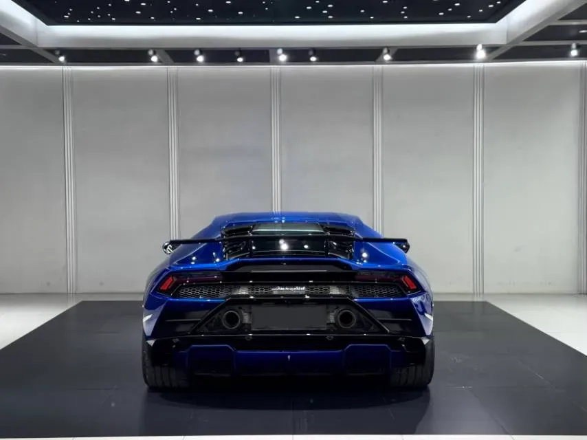 2020 Lamborghini Huracán 5.2L 611HP V10 7DCT,autocango,china used car exporter,china ev exporter,chinese used car exporter,chinese used ev exporter