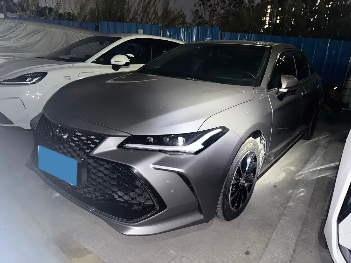 2023 Toyota Avalon 2.5L 207HP L4 8AT,autocango,china used car exporter,china ev exporter,chinese used car exporter,chinese used ev exporter