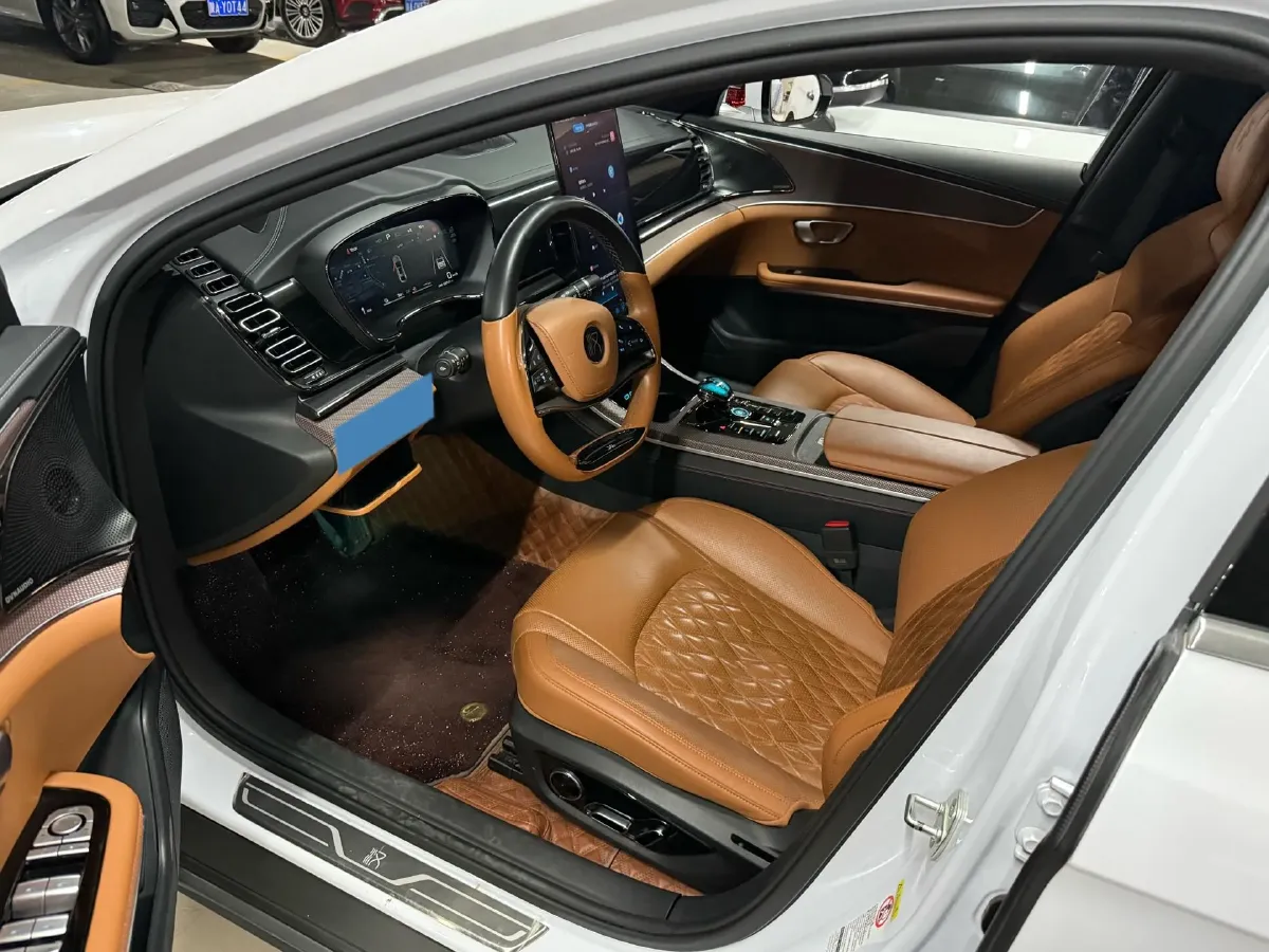 2022 Volkswagen Tiguan L 2.0T 186HP L4 7DCT,autocango,china used car exporter,china ev exporter,chinese used car exporter,chinese used ev exporter