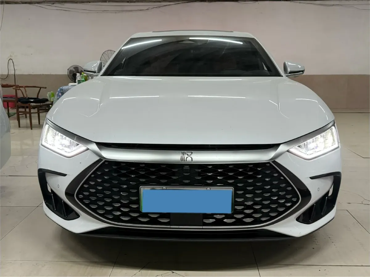 2022 Volkswagen Tiguan L 2.0T 186HP L4 7DCT,autocango,china used car exporter,china ev exporter,chinese used car exporter,chinese used ev exporter