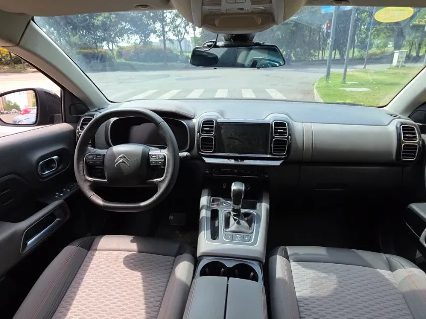 2017 Citroen C5 Aircross 1.6T 167HP L4 6AT,autocango,china used car exporter,china ev exporter,chinese used car exporter,chinese used ev exporter