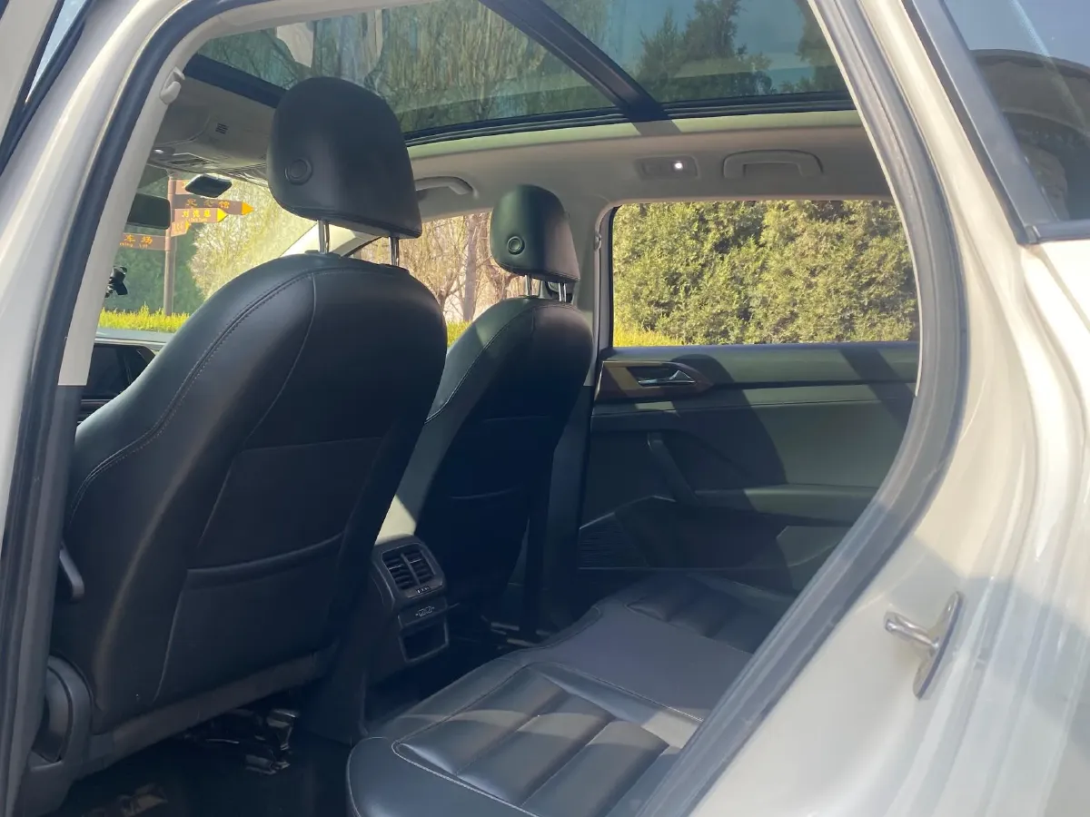 2021 Volkswagen Tharu 1.4T 150HP L4 7DCT,autocango,china used car exporter,china ev exporter,chinese used car exporter,chinese used ev exporter