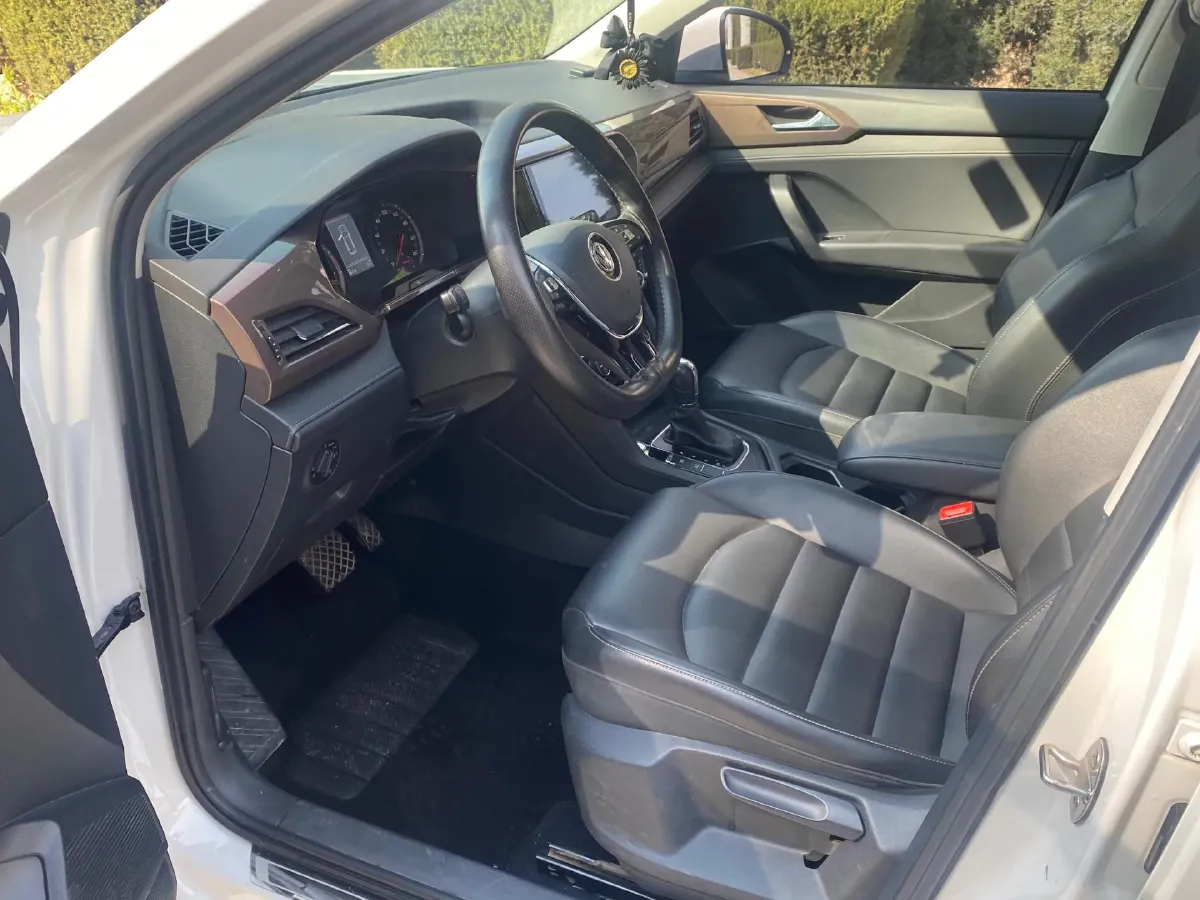 2021 Volkswagen Tharu 1.4T 150HP L4 7DCT,autocango,china used car exporter,china ev exporter,chinese used car exporter,chinese used ev exporter