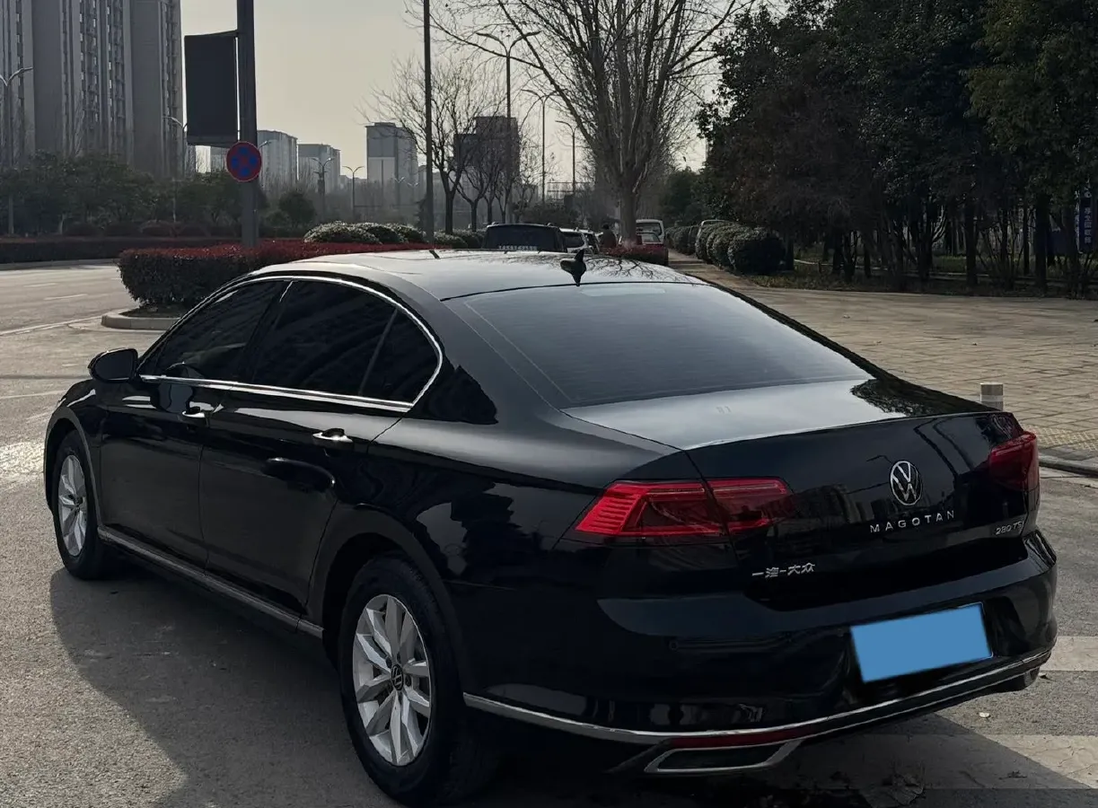 2020 Volkswagen Magotan 1.4T 150HP L4 7DCT,autocango,china used car exporter,china ev exporter,chinese used car exporter,chinese used ev exporter