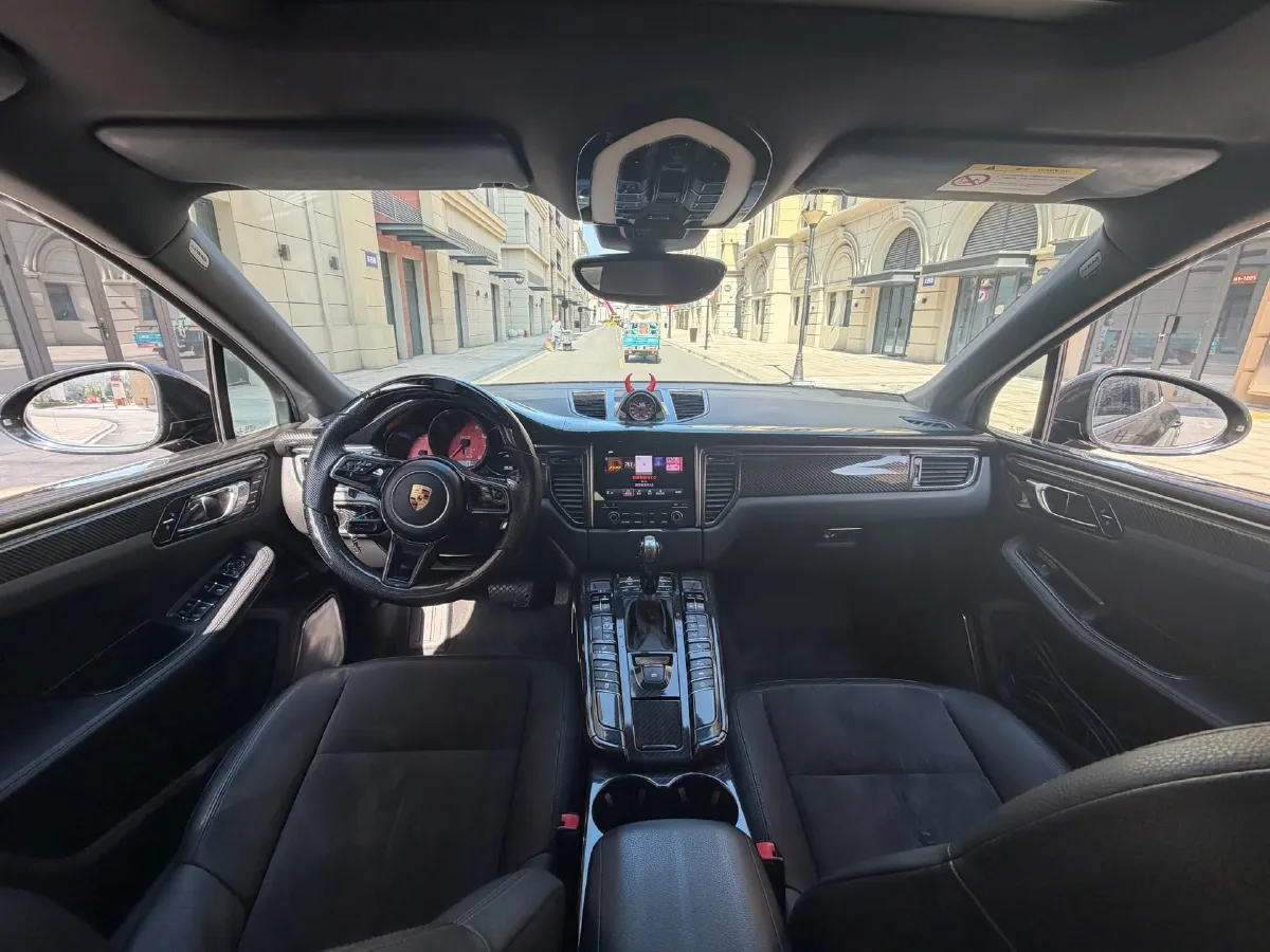 2017 Porsche Macan 2.0T 252HP L4 7DCT,autocango,china used car exporter,china ev exporter,chinese used car exporter,chinese used ev exporter