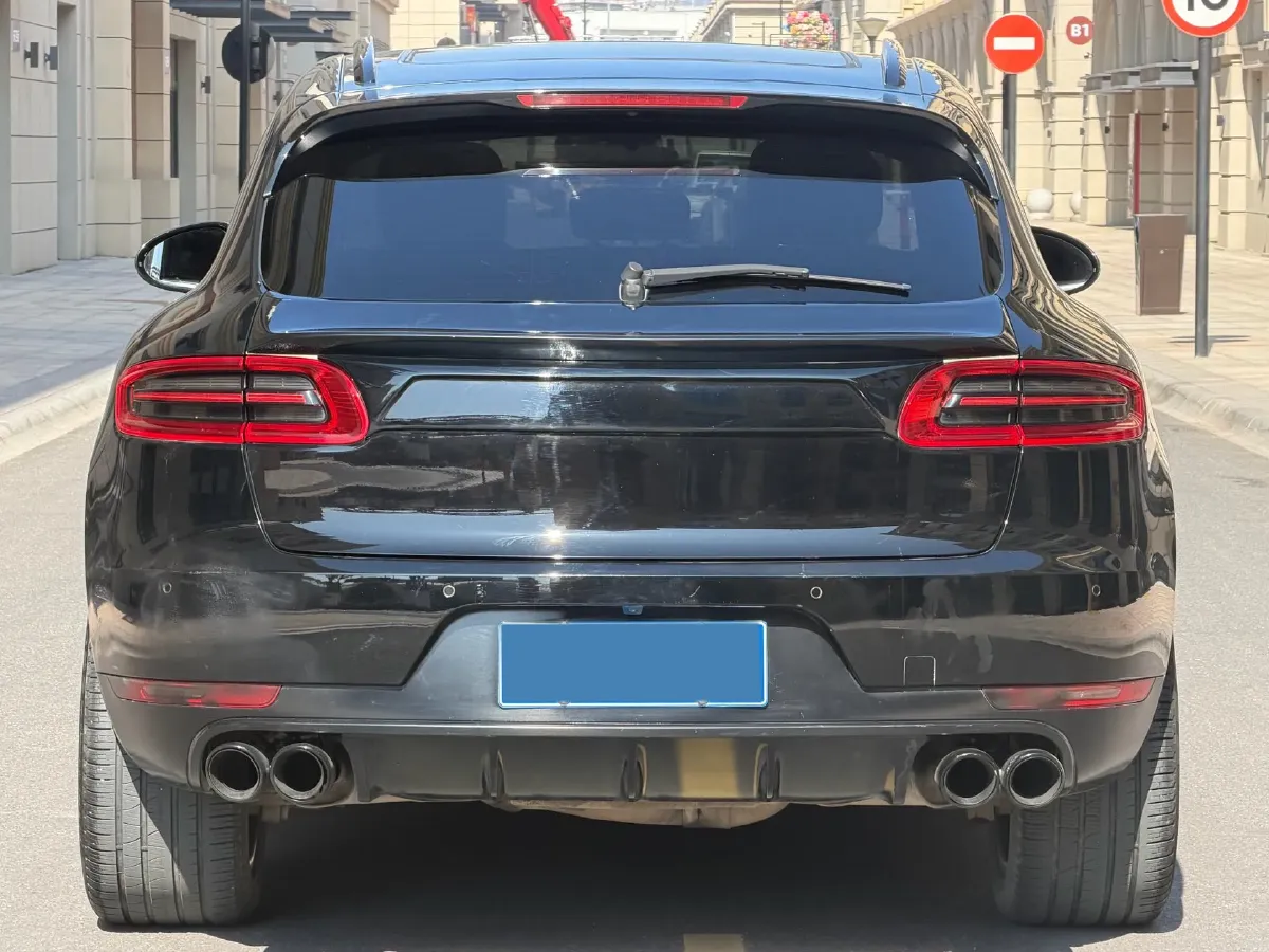 2017 Porsche Macan 2.0T 252HP L4 7DCT,autocango,china used car exporter,china ev exporter,chinese used car exporter,chinese used ev exporter