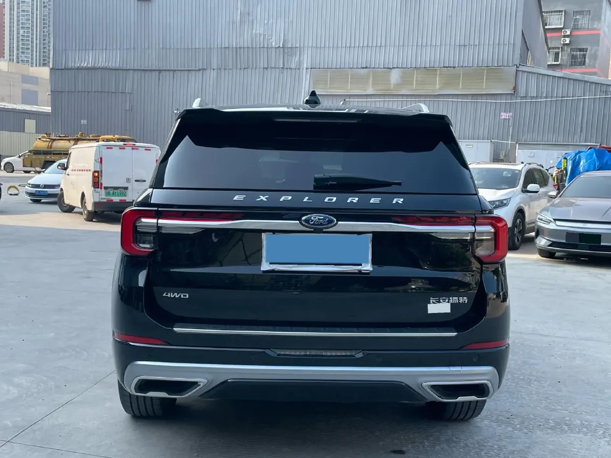 2024 Ford Explorer 2.3T 289HP L4 10AT,autocango,china used car exporter,china ev exporter,chinese used car exporter,chinese used ev exporter