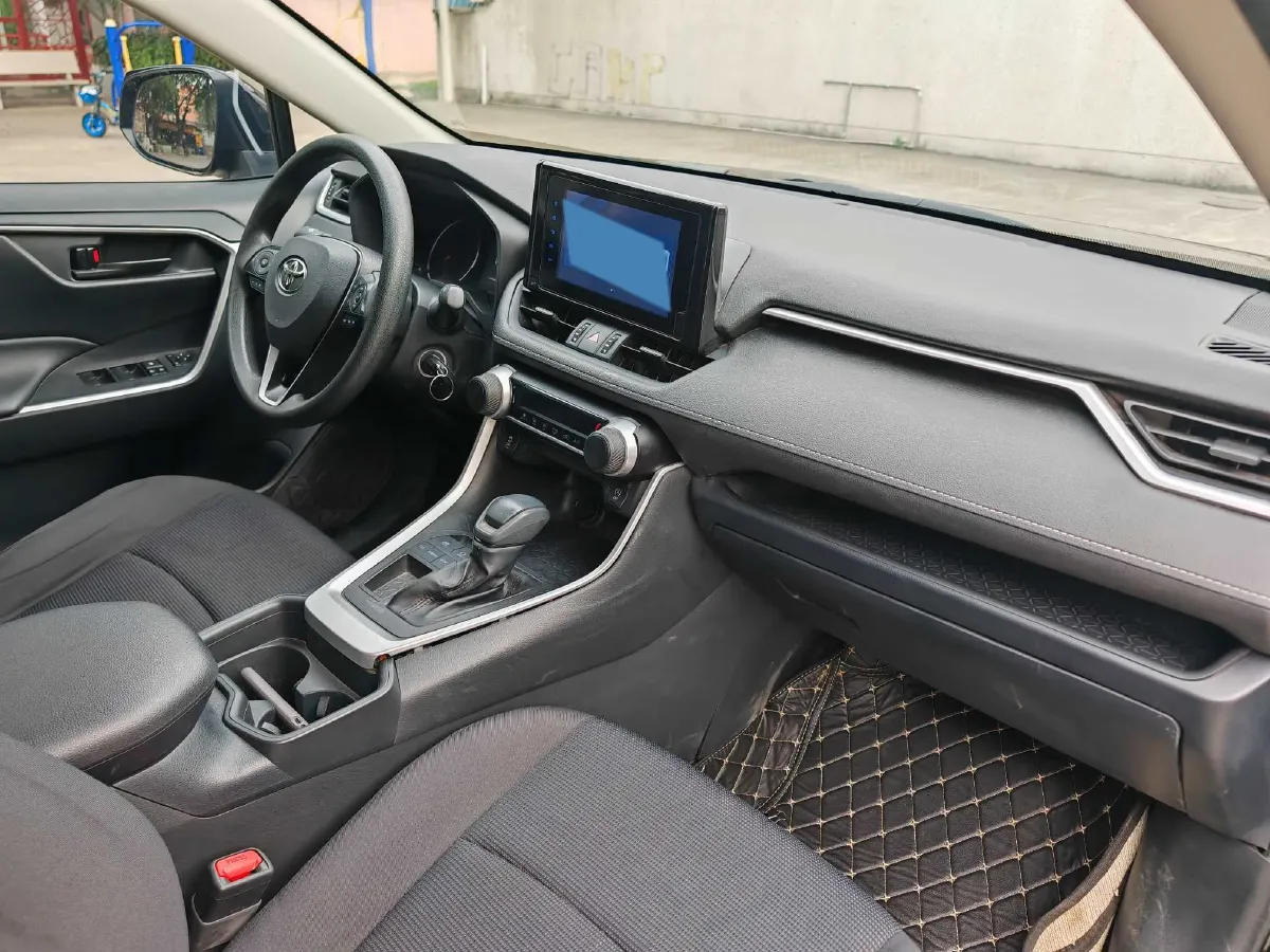 2022 Toyota RAV4 2.0L 171HP L4 CVT,autocango,china used car exporter,china ev exporter,chinese used car exporter,chinese used ev exporter