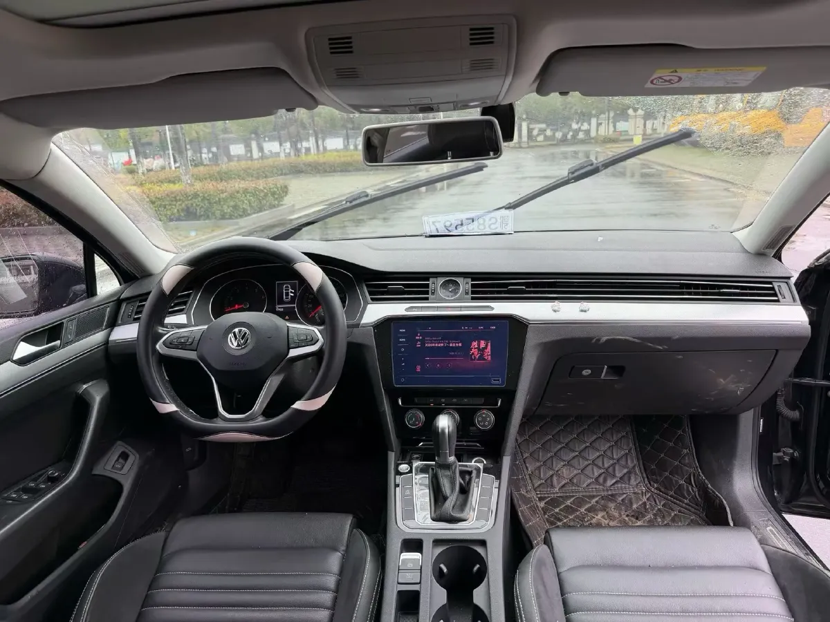 2020 Volkswagen Magotan 1.4T 150HP L4 7DCT,autocango,china used car exporter,china ev exporter,chinese used car exporter,chinese used ev exporter