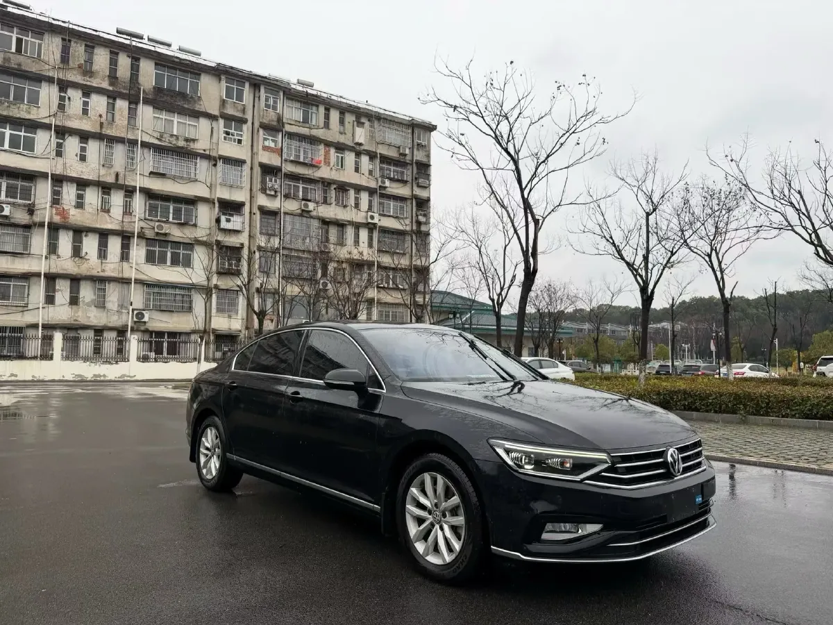2020 Volkswagen Magotan 1.4T 150HP L4 7DCT,autocango,china used car exporter,china ev exporter,chinese used car exporter,chinese used ev exporter