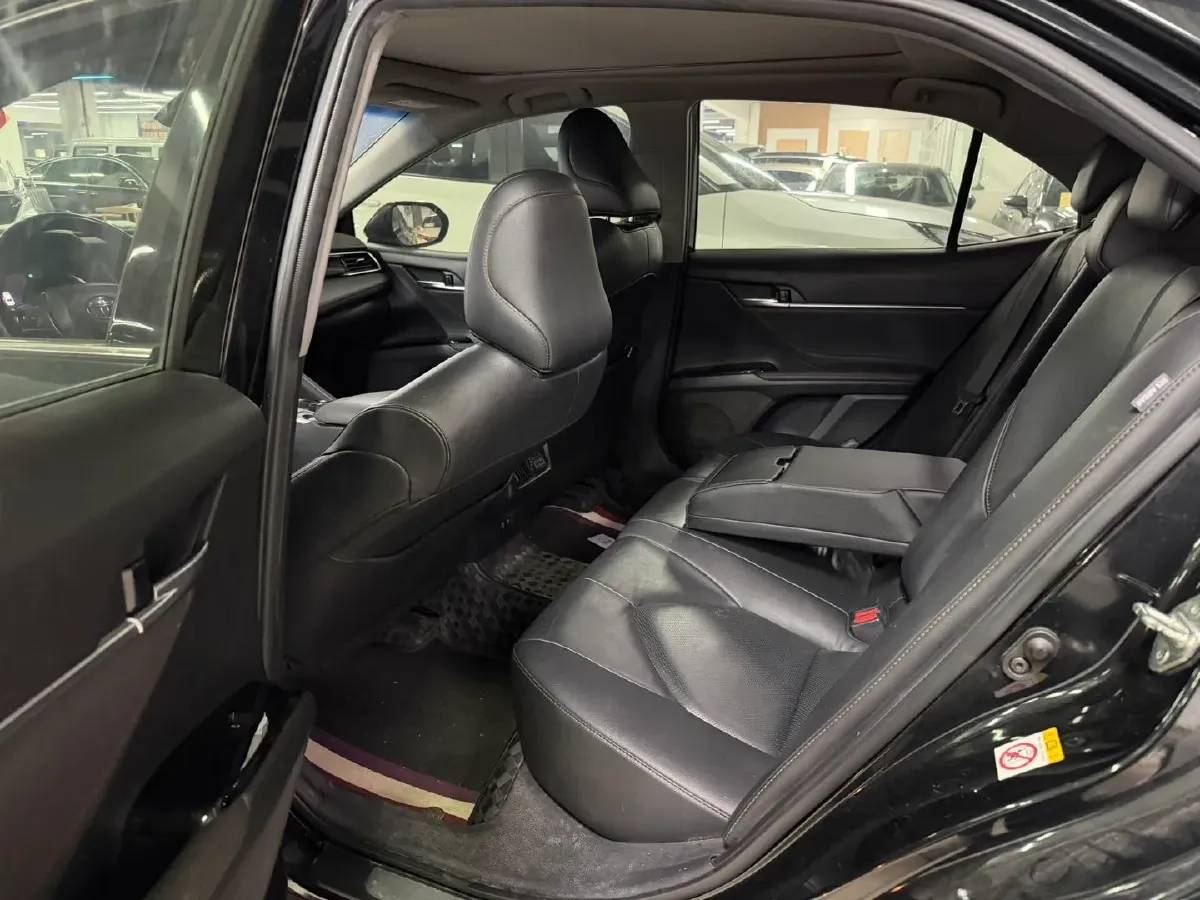 2019 Toyota Camry 2.5L 209HP L4 8AT,autocango,china used car exporter,china ev exporter,chinese used car exporter,chinese used ev exporter