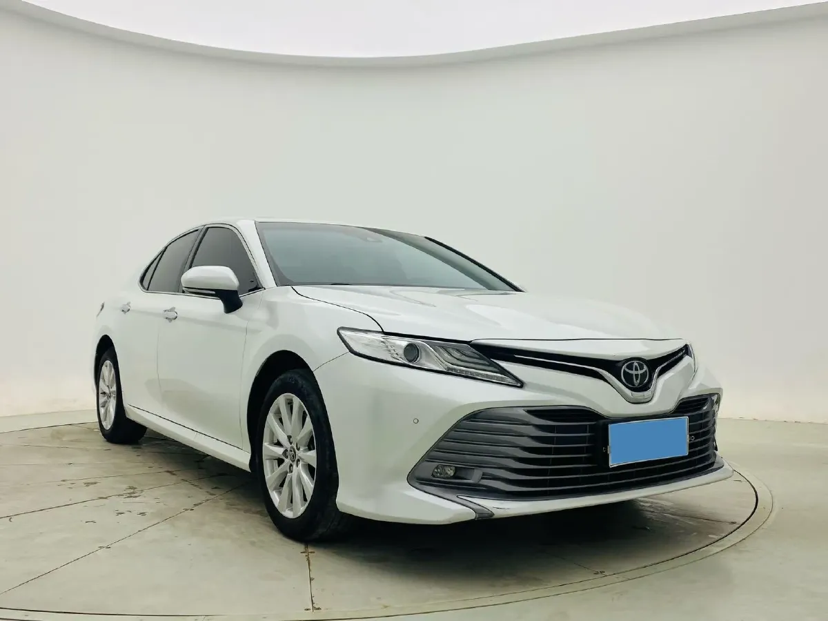 2019 Toyota Camry 2.0L 178HP L4 CVT,autocango,china used car exporter,china ev exporter,chinese used car exporter,chinese used ev exporter