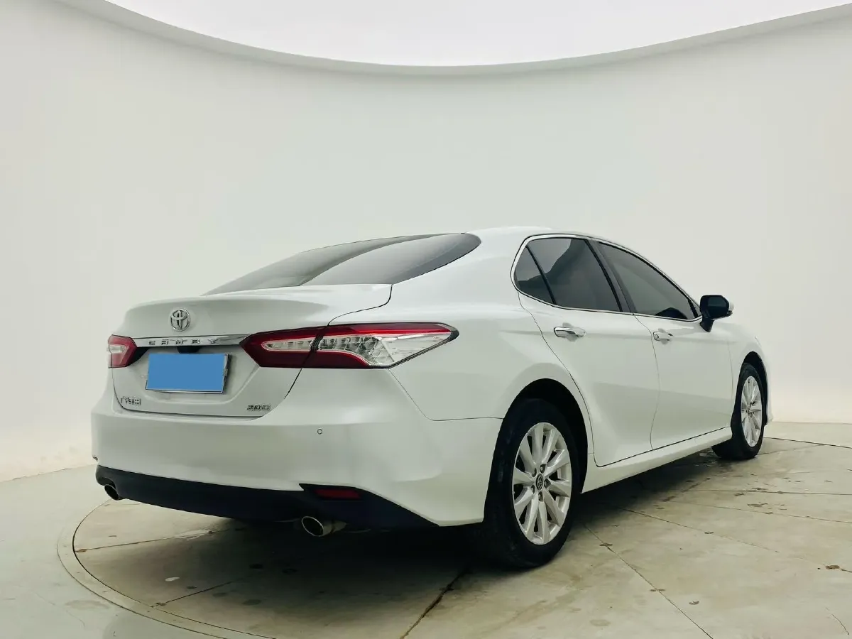 2019 Toyota Camry 2.0L 178HP L4 CVT,autocango,china used car exporter,china ev exporter,chinese used car exporter,chinese used ev exporter