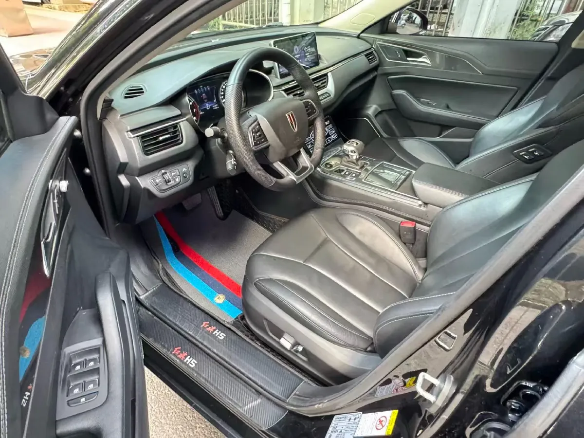 2020 HongQi H5 1.8T 197HP L4 6AT,autocango,china used car exporter,china ev exporter,chinese used car exporter,chinese used ev exporter