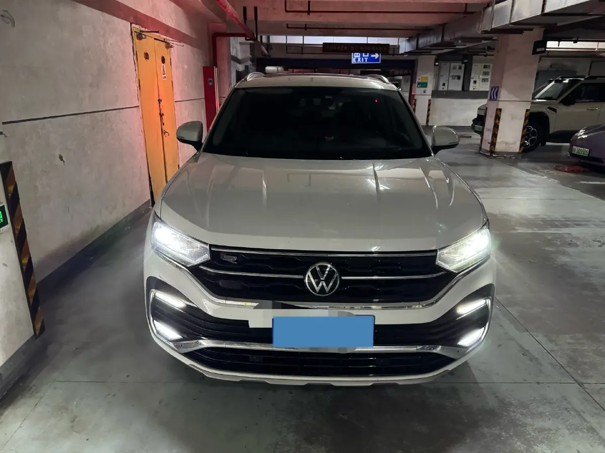 2020 Volkswagen Tayron X 2.0T 186HP L4 7DCT,autocango,china used car exporter,china ev exporter,chinese used car exporter,chinese used ev exporter