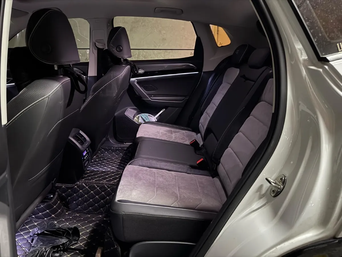 2020 Volkswagen Tayron X 2.0T 186HP L4 7DCT,autocango,china used car exporter,china ev exporter,chinese used car exporter,chinese used ev exporter