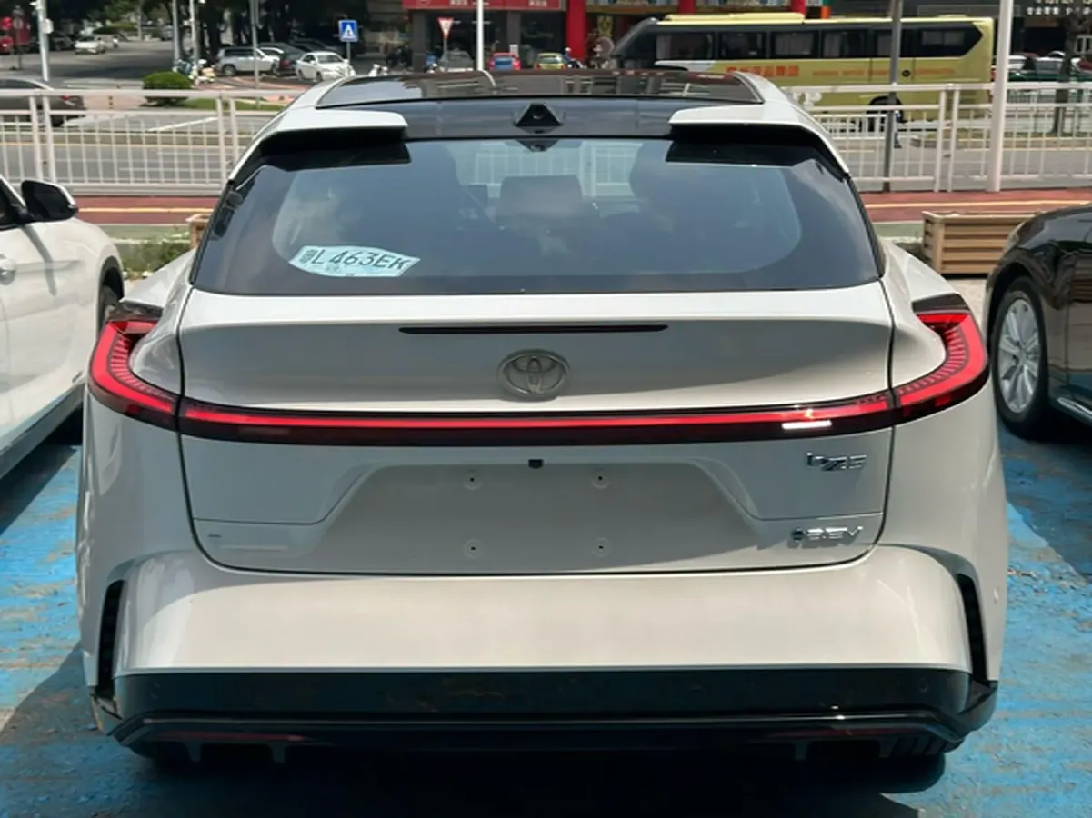 2025 Toyota bZ5 BEV,autocango,china used car exporter,china ev exporter,chinese used car exporter,chinese used ev exporter