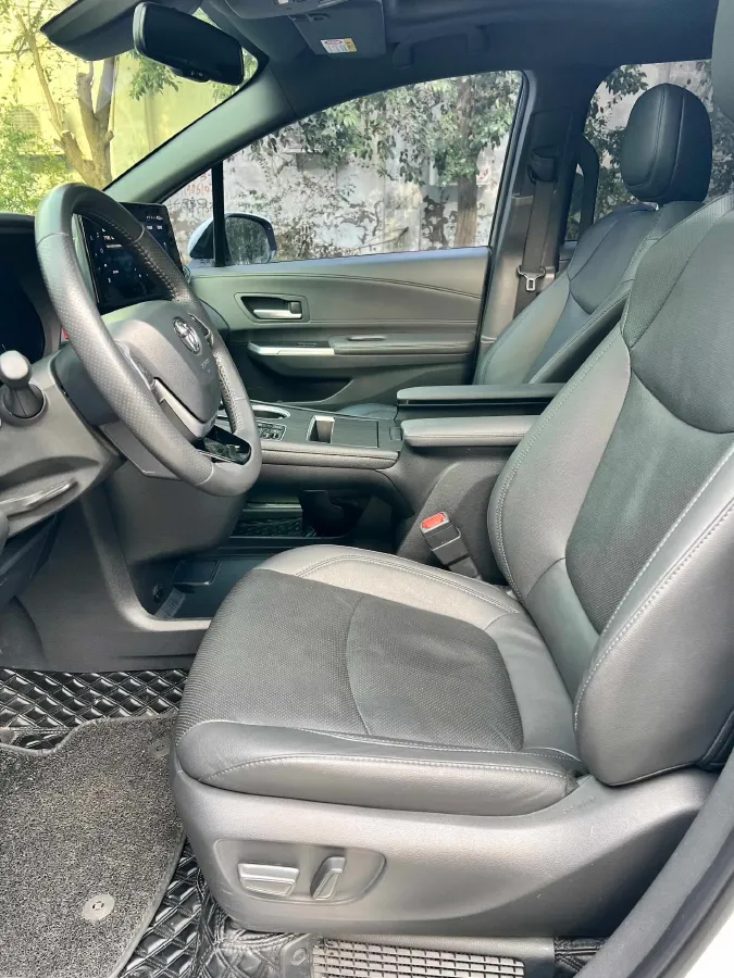 2021 Toyota Sienna 2.5L 192HP L4 E-CVT Hybrid,autocango,china used car exporter,china ev exporter,chinese used car exporter,chinese used ev exporter