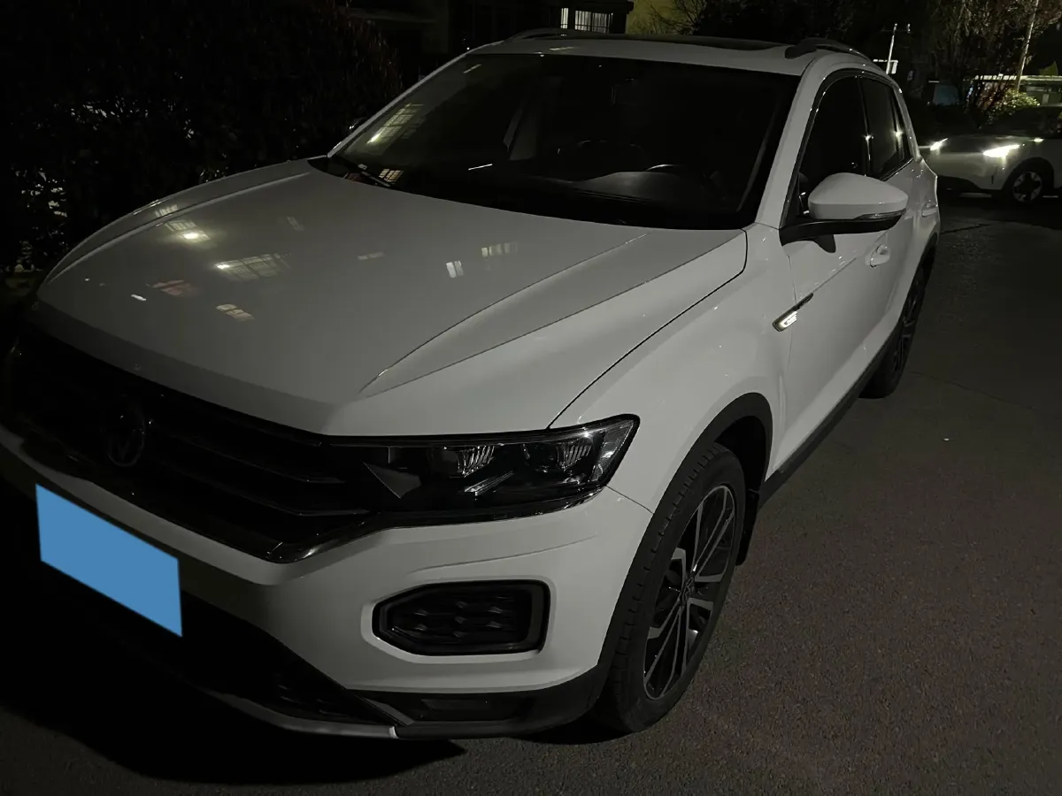2021 Volkswagen T-Roc 1.4T 150HP L4 7DCT,autocango,china used car exporter,china ev exporter,chinese used car exporter,chinese used ev exporter