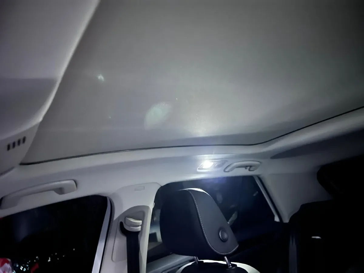 2021 Volkswagen T-Roc 1.4T 150HP L4 7DCT,autocango,china used car exporter,china ev exporter,chinese used car exporter,chinese used ev exporter