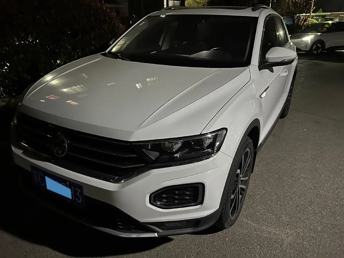2021 Volkswagen T-Roc 1.4T 150HP L4 7DCT,autocango,china used car exporter,china ev exporter,chinese used car exporter,chinese used ev exporter