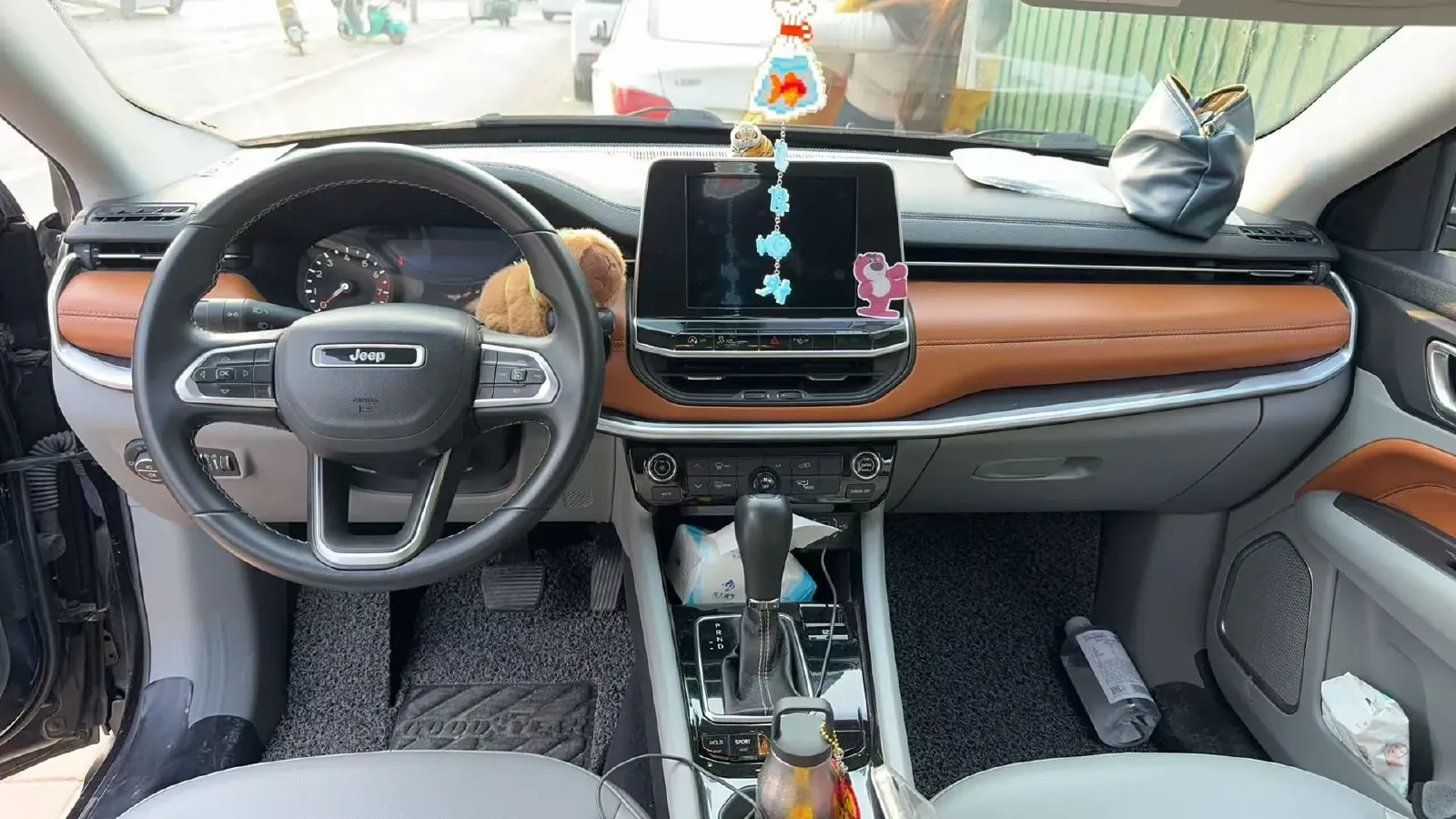 2021 Jeep Compass 1.3T 173HP L4 7DCT,autocango,china used car exporter,china ev exporter,chinese used car exporter,chinese used ev exporter