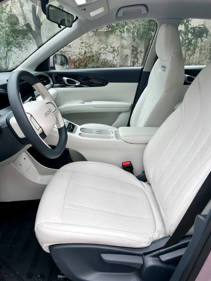 2024 WuLing HongGuang New Energy BEV 32.6KWH,autocango,china used car exporter,china ev exporter,chinese used car exporter,chinese used ev exporter