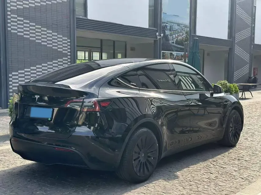 2022 Tesla Model Y BEV 60KWH,autocango,china used car exporter,china ev exporter,chinese used car exporter,chinese used ev exporter