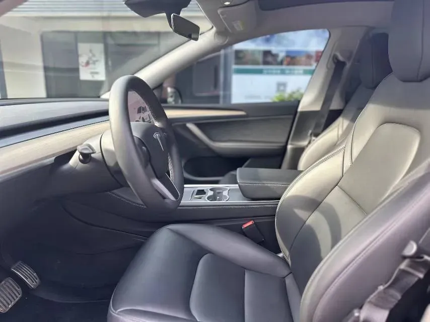 2022 Tesla Model Y BEV 60KWH,autocango,china used car exporter,china ev exporter,chinese used car exporter,chinese used ev exporter