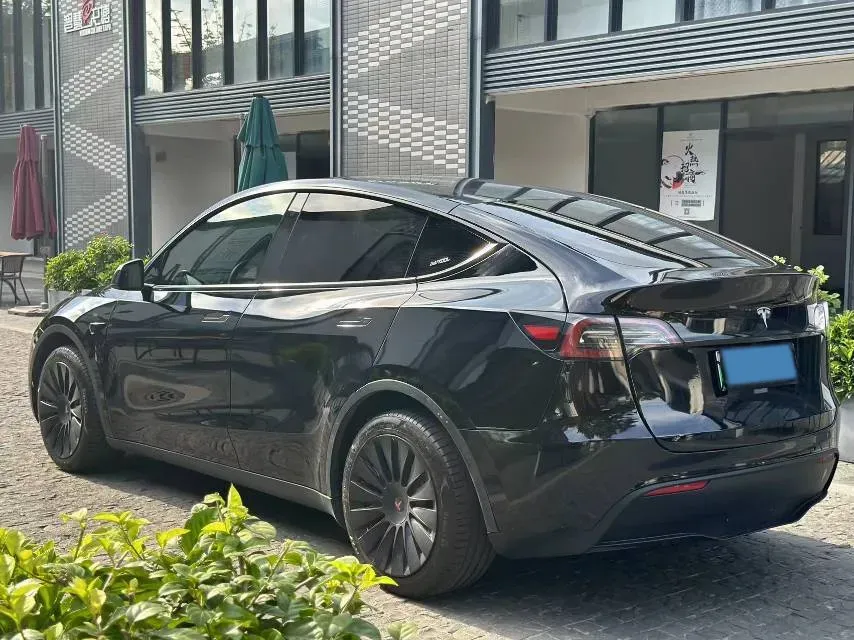 2022 Tesla Model Y BEV 60KWH,autocango,china used car exporter,china ev exporter,chinese used car exporter,chinese used ev exporter