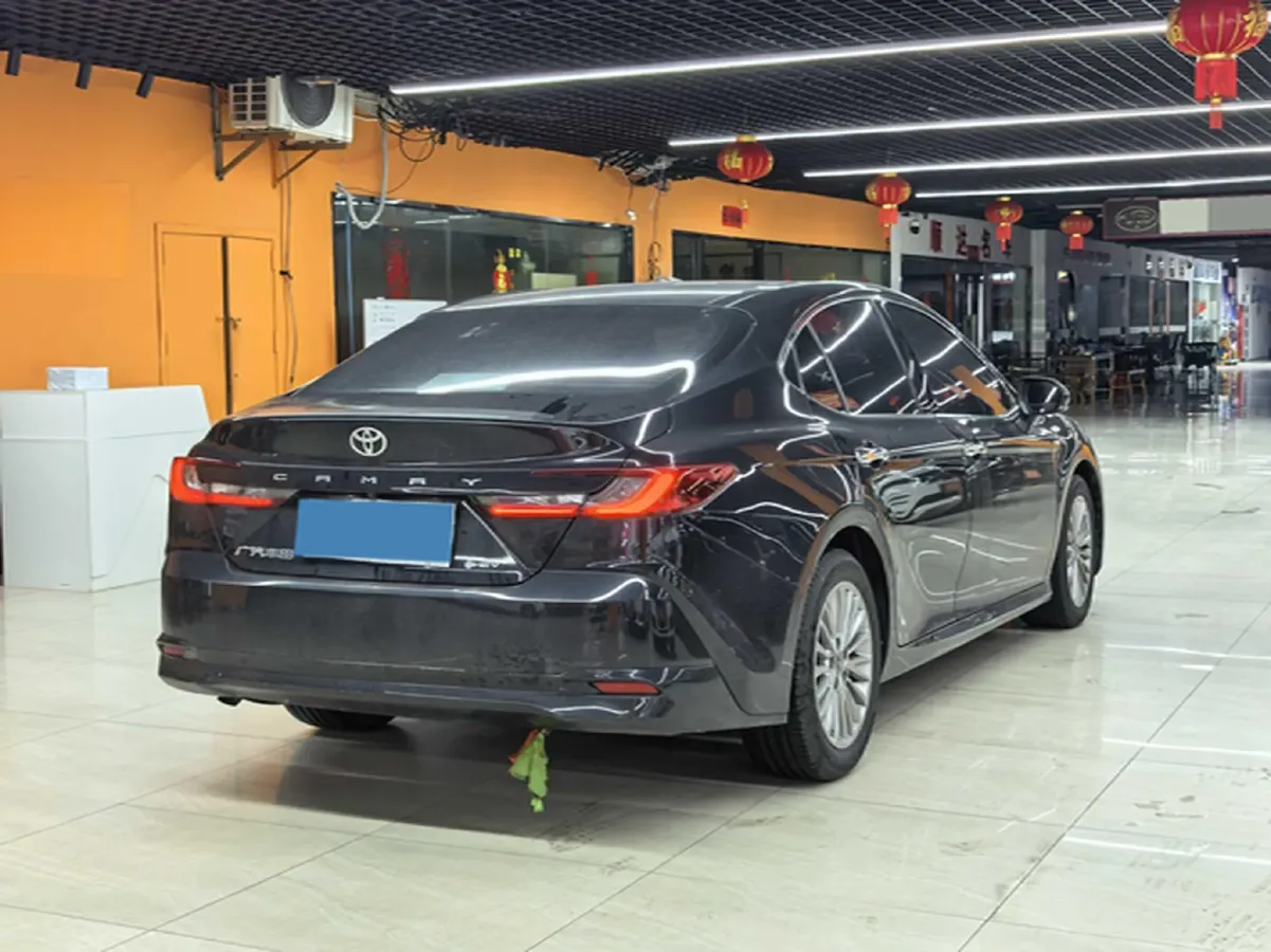 2024 Toyota Camry 2.0L 152HP L4 E-CVT Hybrid,autocango,china used car exporter,china ev exporter,chinese used car exporter,chinese used ev exporter