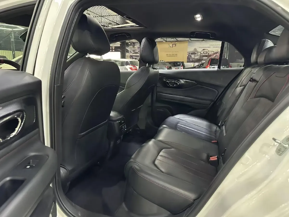 2023 GAC Trumpchi Empow 1.5T 177HP L4 7DCT,autocango,china used car exporter,china ev exporter,chinese used car exporter,chinese used ev exporter